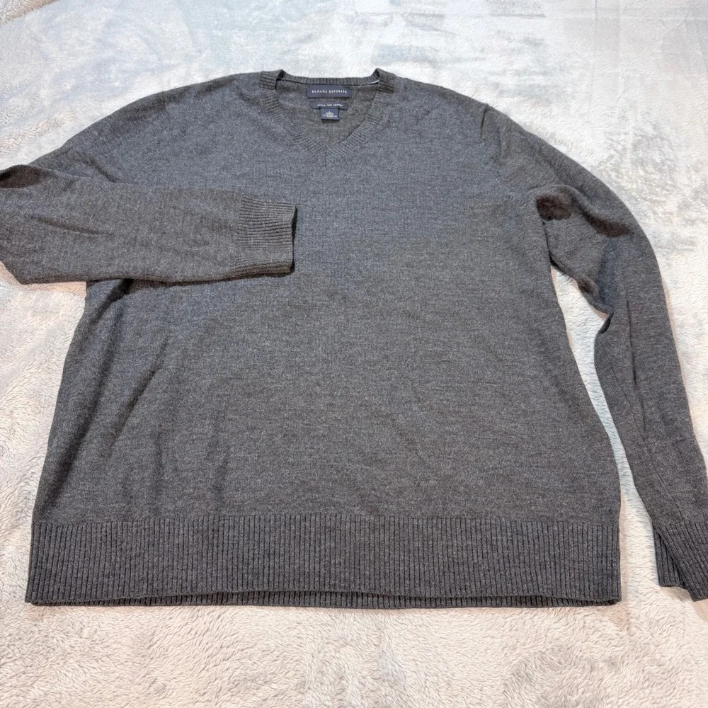 Banana‎ Republic Mens Extra Fine Merino Wool V Neck Sweater Dark Gray Size L